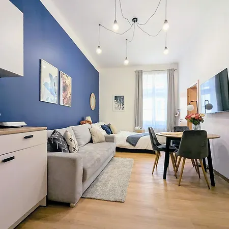 Apartment New Town Studio, Free Coffee *